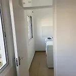 2 Bedroom In Center! 9 Apartment