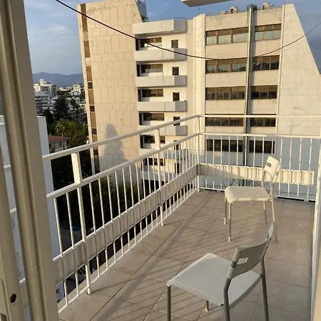 2 Bedroom In Center! 9 아파트 니코시아