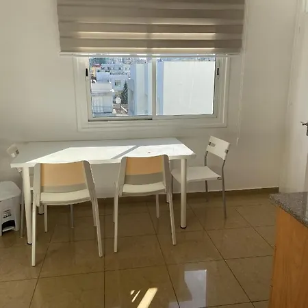 2 Bedroom In Center! 9 شقة